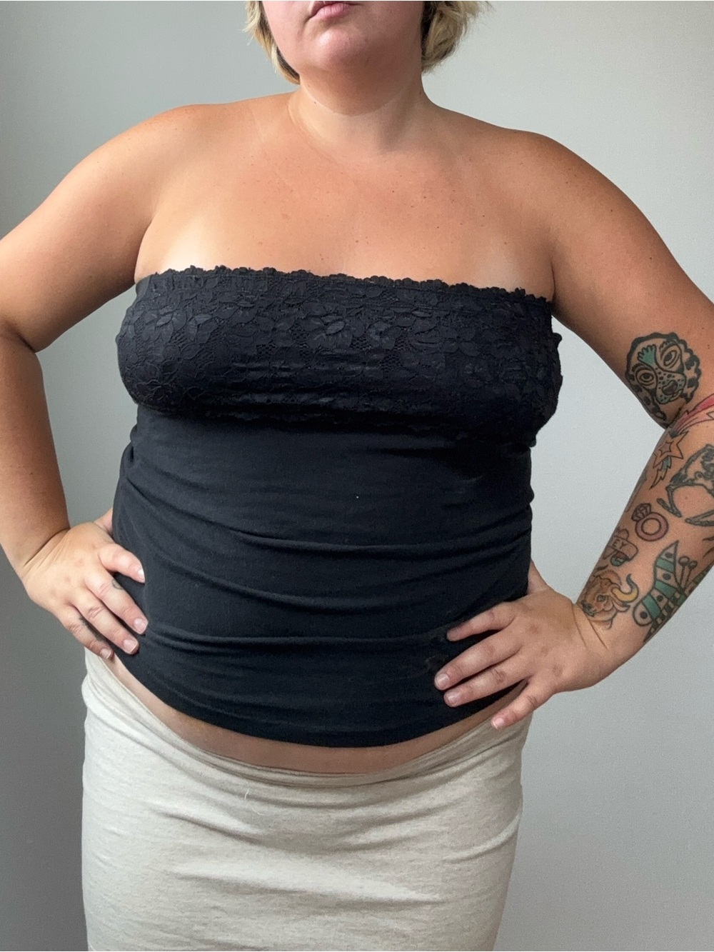 Active Basic Black Lace Tube Top